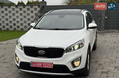 Позашляховик / Кросовер Kia Sorento 2016 в  фото 10 Позашляховик / Кросовер Kia Sorento 2016 в