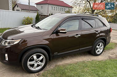 Позашляховик / Кросовер Kia Sorento 2013 в Чернівцях
