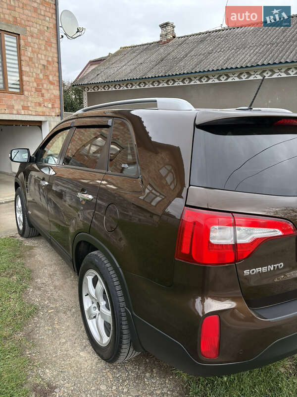 Внедорожник / Кроссовер Kia Sorento 2013 в Черновцах фото 6 Внедорожник / Кроссовер Kia Sorento 2013 в Черновцах