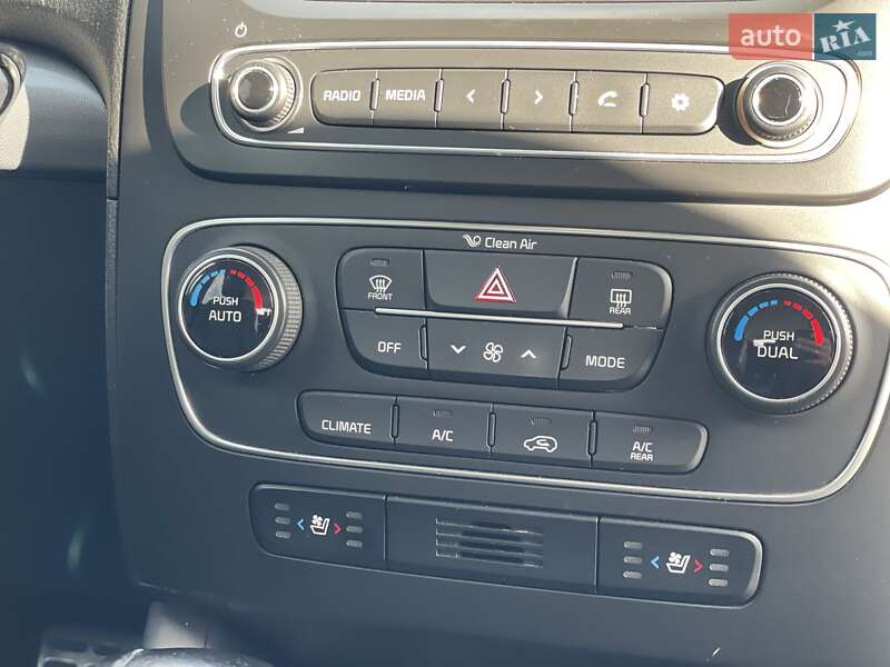 Внедорожник / Кроссовер Kia Sorento 2014 в Стрые