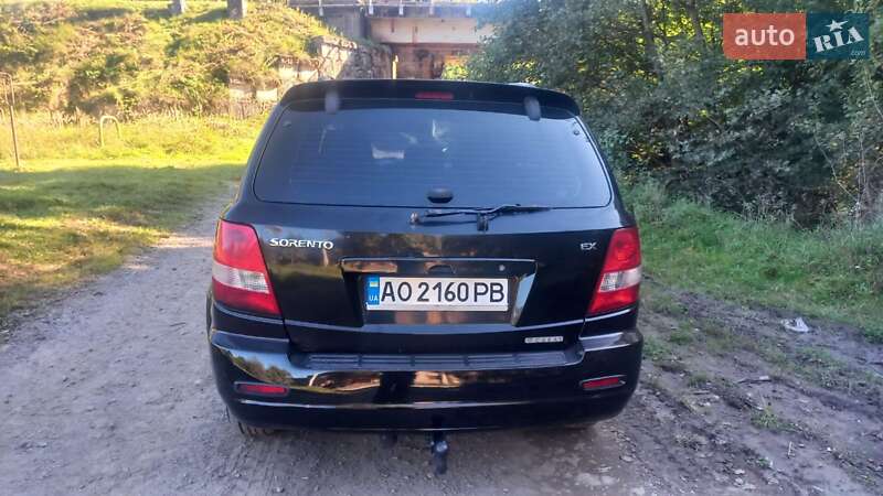 Внедорожник / Кроссовер Kia Sorento 2002 в Межгорье