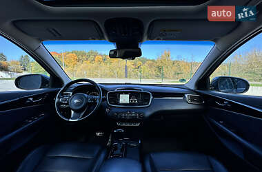 Позашляховик / Кросовер Kia Sorento 2016 в  фото 54 Позашляховик / Кросовер Kia Sorento 2016 в
