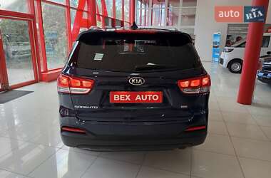 Внедорожник / Кроссовер Kia Sorento 2016 в 