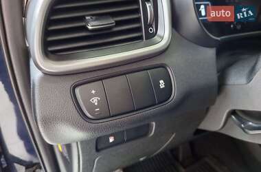 Внедорожник / Кроссовер Kia Sorento 2016 в 