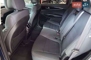 Внедорожник / Кроссовер Kia Sorento 2016 в 