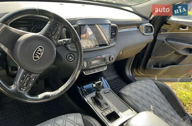 Позашляховик / Кросовер Kia Sorento 2015 в 