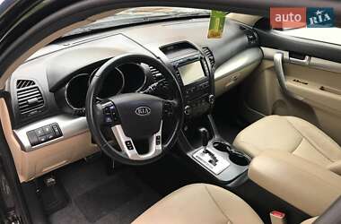 Внедорожник / Кроссовер Kia Sorento 2012 в 