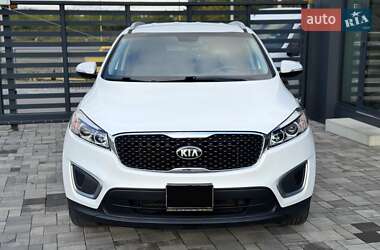 Позашляховик / Кросовер Kia Sorento 2015 в  фото 2 Позашляховик / Кросовер Kia Sorento 2015 в