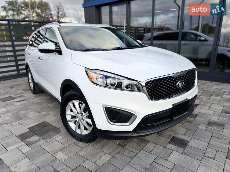 Внедорожник / Кроссовер Kia Sorento 2015 в Ровно фото 7 Внедорожник / Кроссовер Kia Sorento 2015 в Ровно