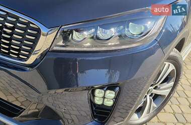 Внедорожник / Кроссовер Kia Sorento 2019 в 