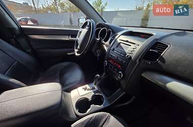 Внедорожник / Кроссовер Kia Sorento 2012 в 