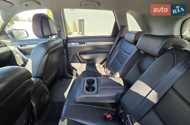 Внедорожник / Кроссовер Kia Sorento 2012 в 