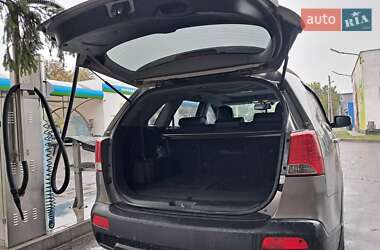 Внедорожник / Кроссовер Kia Sorento 2010 в 
