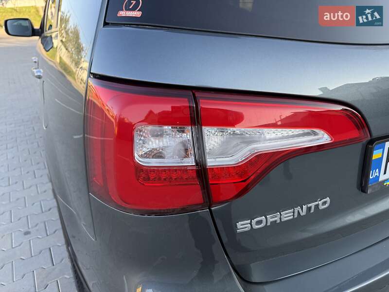 Позашляховик / Кросовер Kia Sorento 2013 в Чернівцях фото 6 Позашляховик / Кросовер Kia Sorento 2013 в Чернівцях