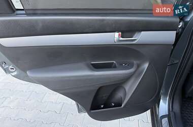 Внедорожник / Кроссовер Kia Sorento 2013 в 