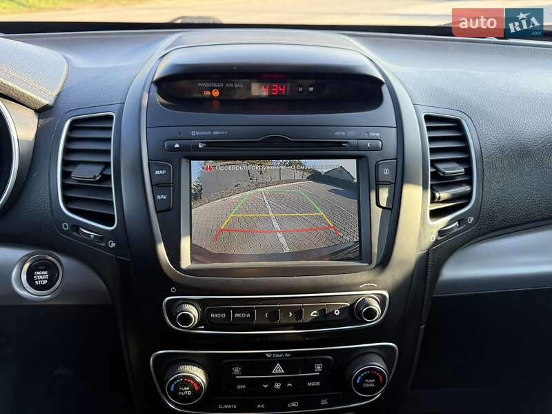 Позашляховик / Кросовер Kia Sorento 2013 в Чернівцях фото 60 Позашляховик / Кросовер Kia Sorento 2013 в Чернівцях