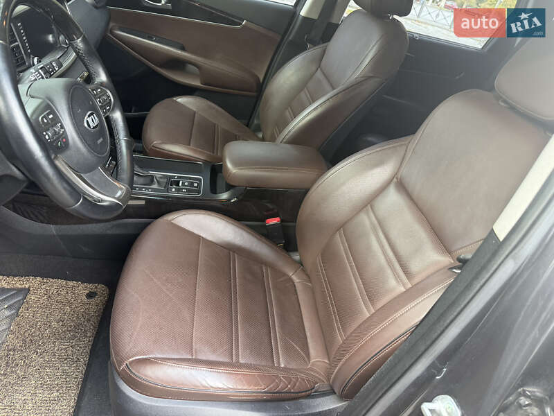 Позашляховик / Кросовер Kia Sorento 2015 в Одесі
