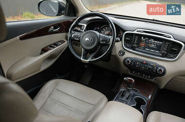 Внедорожник / Кроссовер Kia Sorento 2016 в 