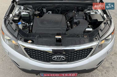 Внедорожник / Кроссовер Kia Sorento 2010 в 