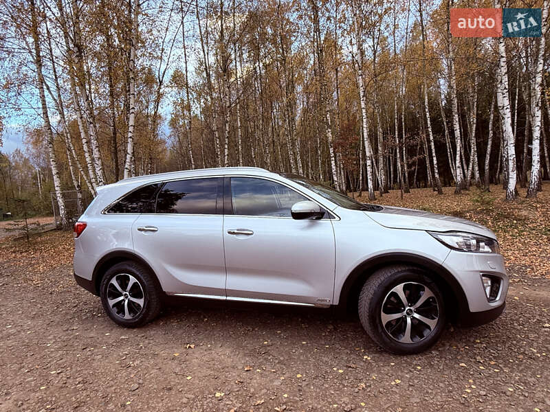 Позашляховик / Кросовер Kia Sorento 2016 в Стрию