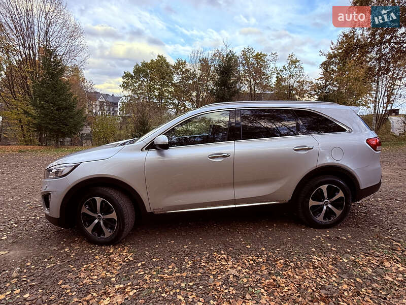 Позашляховик / Кросовер Kia Sorento 2016 в Стрию
