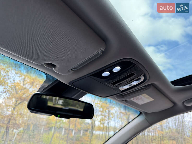 Позашляховик / Кросовер Kia Sorento 2016 в Стрию