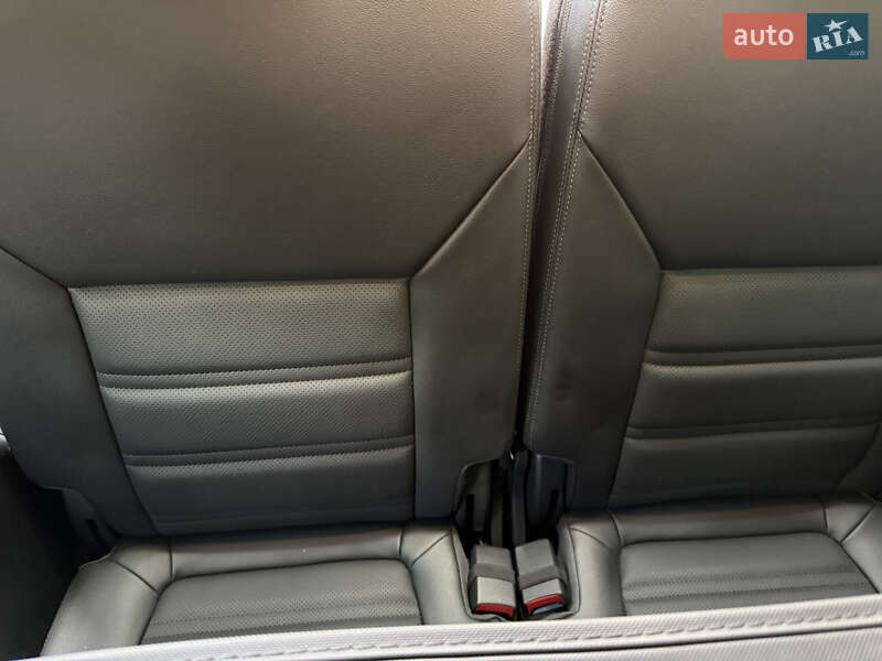 Позашляховик / Кросовер Kia Sorento 2016 в Стрию