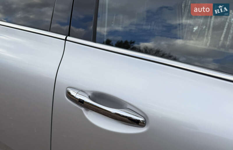 Позашляховик / Кросовер Kia Sorento 2016 в Стрию