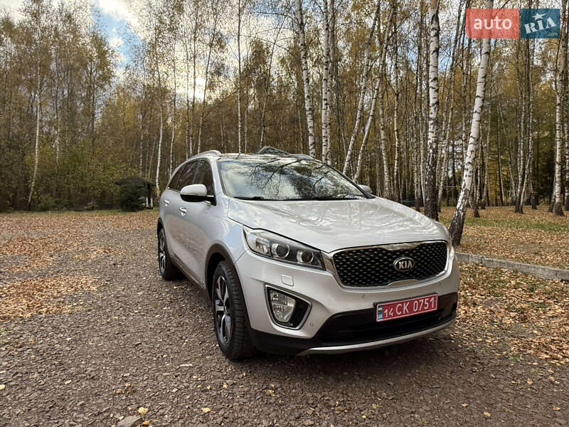 Позашляховик / Кросовер Kia Sorento 2016 в Стрию