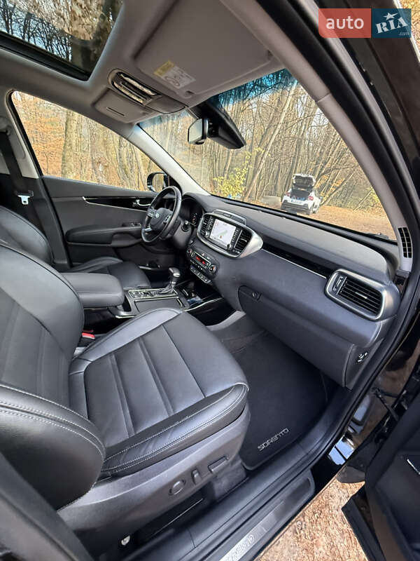 Позашляховик / Кросовер Kia Sorento 2019 в Івано-Франківську фото 34 Позашляховик / Кросовер Kia Sorento 2019 в Івано-Франківську