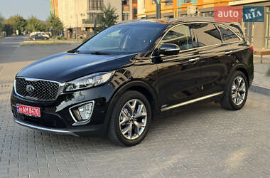 Позашляховик / Кросовер Kia Sorento 2015 в  фото 3 Позашляховик / Кросовер Kia Sorento 2015 в