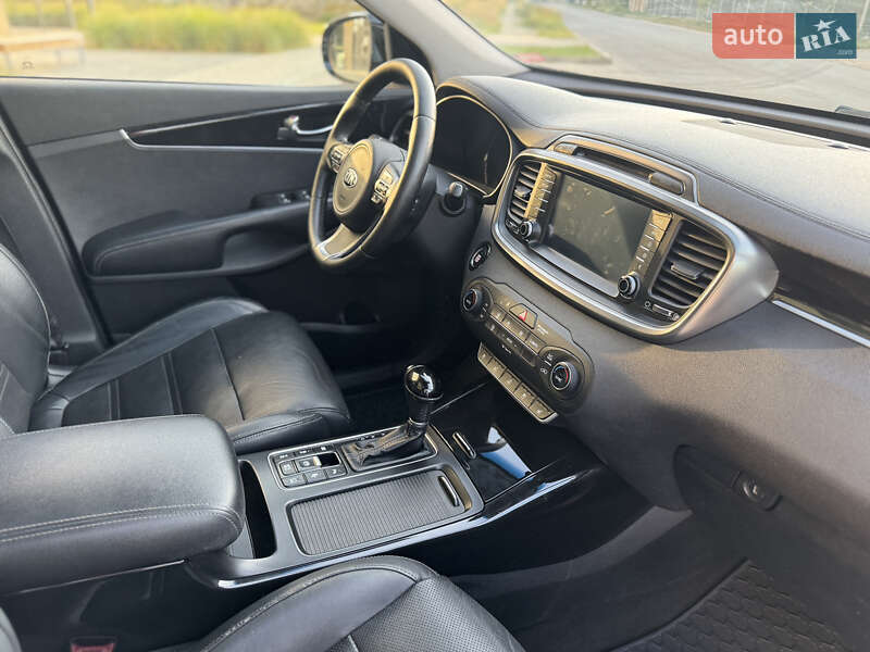 Внедорожник / Кроссовер Kia Sorento 2015 в Ивано-Франковске