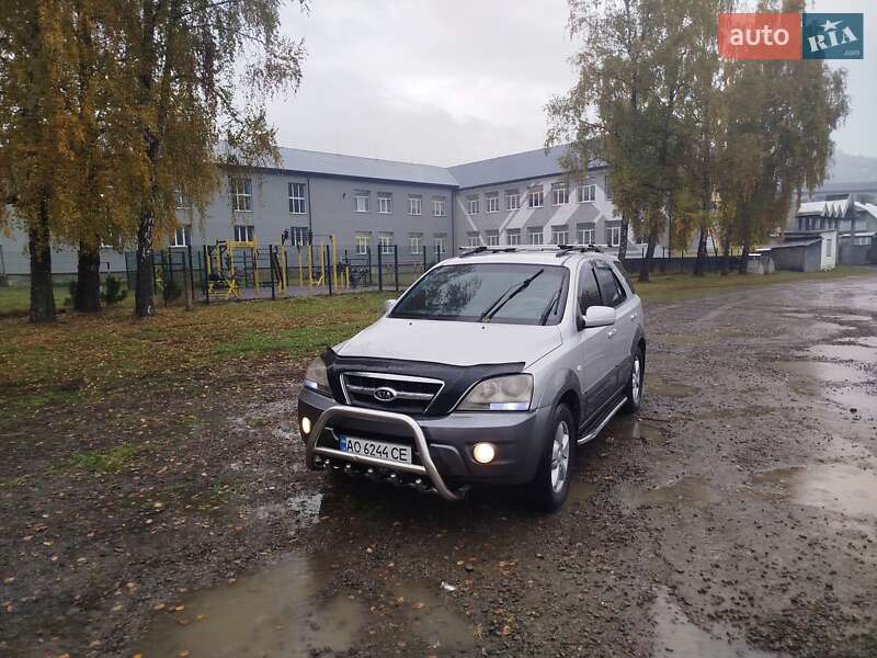 Внедорожник / Кроссовер Kia Sorento 2009 в Тячеве фото 9 Внедорожник / Кроссовер Kia Sorento 2009 в Тячеве