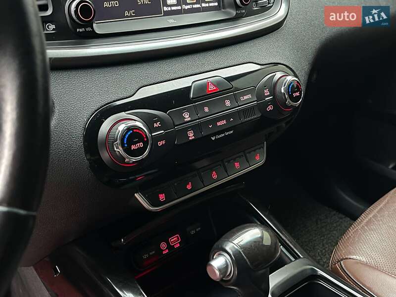 Внедорожник / Кроссовер Kia Sorento 2015 в Киеве фото 13 Внедорожник / Кроссовер Kia Sorento 2015 в Киеве