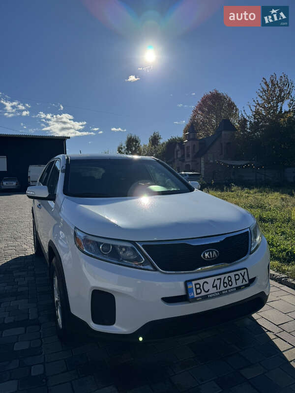Внедорожник / Кроссовер Kia Sorento 2013 в 