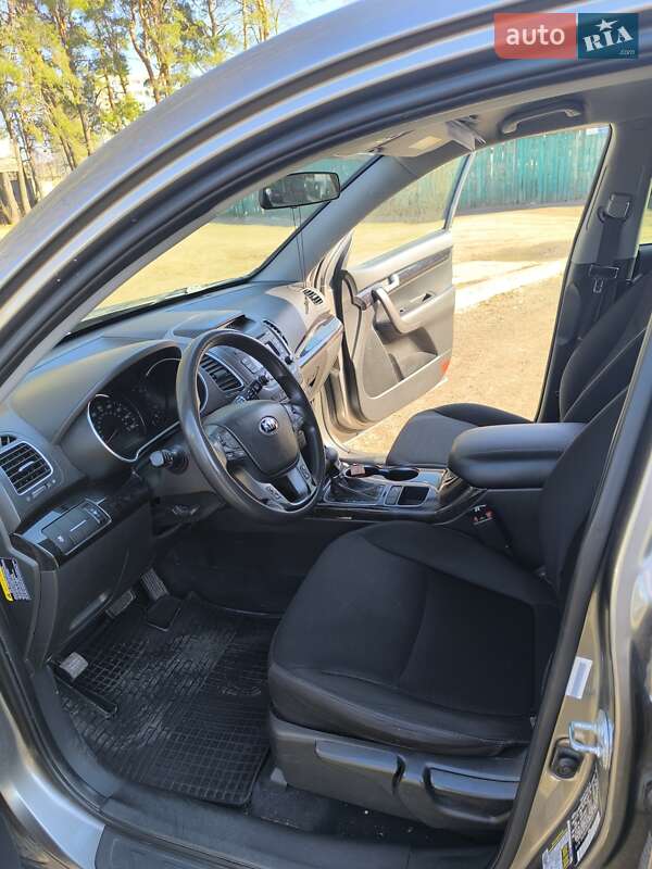 Внедорожник / Кроссовер Kia Sorento 2014 в Чернигове