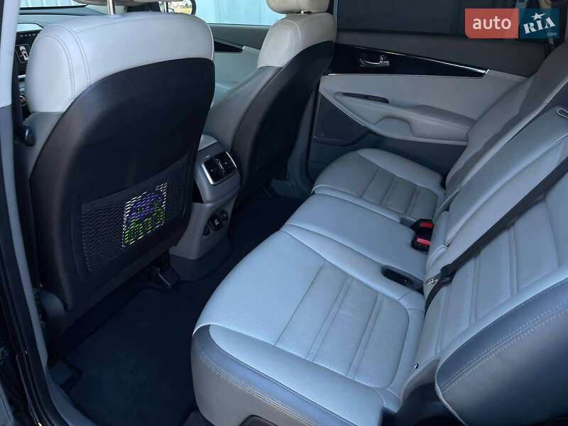 Внедорожник / Кроссовер Kia Sorento 2015 в Николаеве фото 46 Внедорожник / Кроссовер Kia Sorento 2015 в Николаеве