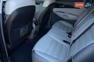 Позашляховик / Кросовер Kia Sorento 2015 в  фото 46 Позашляховик / Кросовер Kia Sorento 2015 в