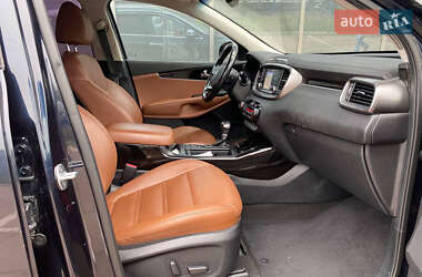 Внедорожник / Кроссовер Kia Sorento 2018 в 
