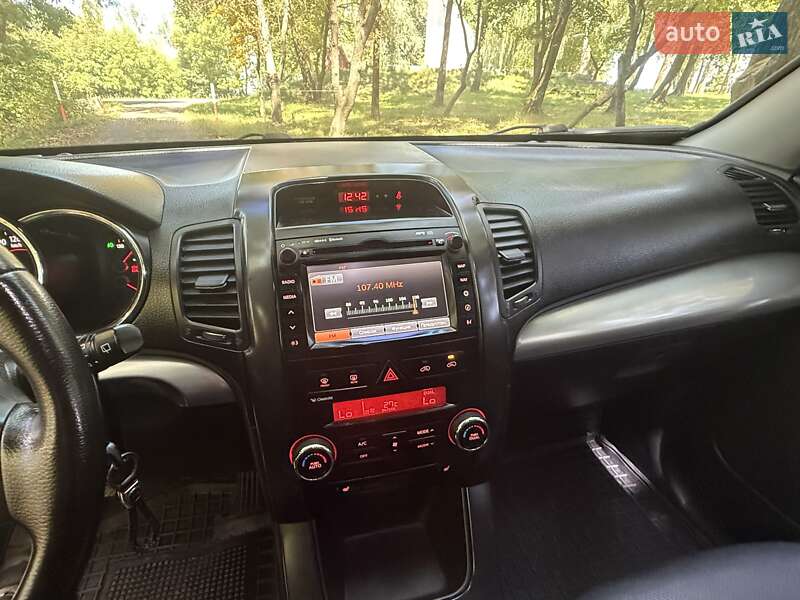 Внедорожник / Кроссовер Kia Sorento 2010 в Калуше фото 35 Внедорожник / Кроссовер Kia Sorento 2010 в Калуше