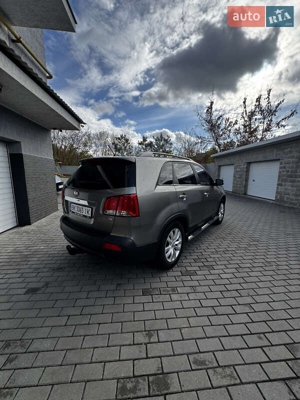 Внедорожник / Кроссовер Kia Sorento 2009 в Ровно