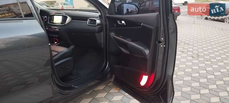 Внедорожник / Кроссовер Kia Sorento 2014 в Одессе фото 26 Внедорожник / Кроссовер Kia Sorento 2014 в Одессе