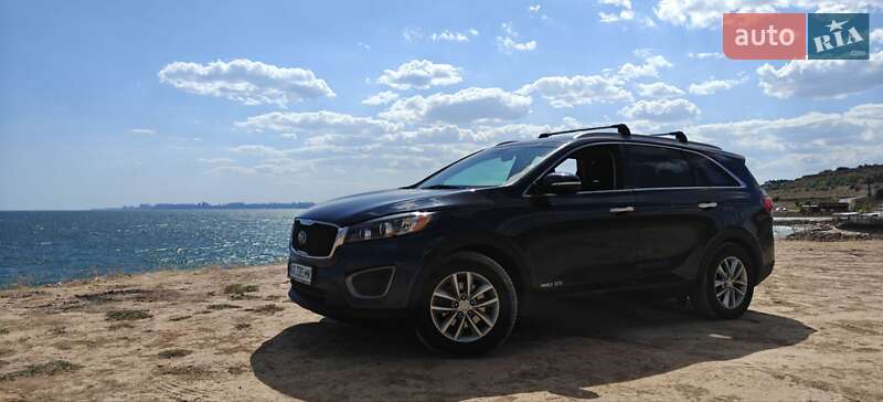 Позашляховик / Кросовер Kia Sorento 2015 в Києві