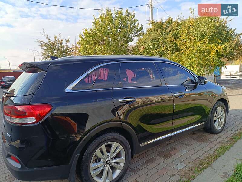Позашляховик / Кросовер Kia Sorento 2015 в Києві фото 15 Позашляховик / Кросовер Kia Sorento 2015 в Києві