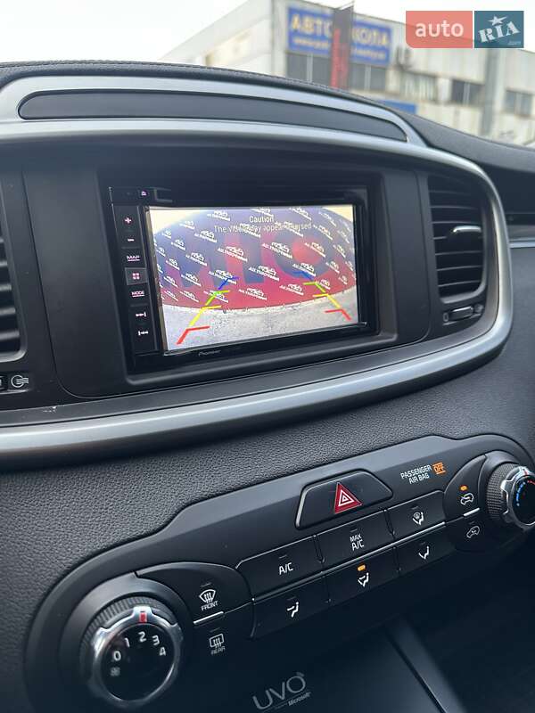 Внедорожник / Кроссовер Kia Sorento 2015 в Сумах