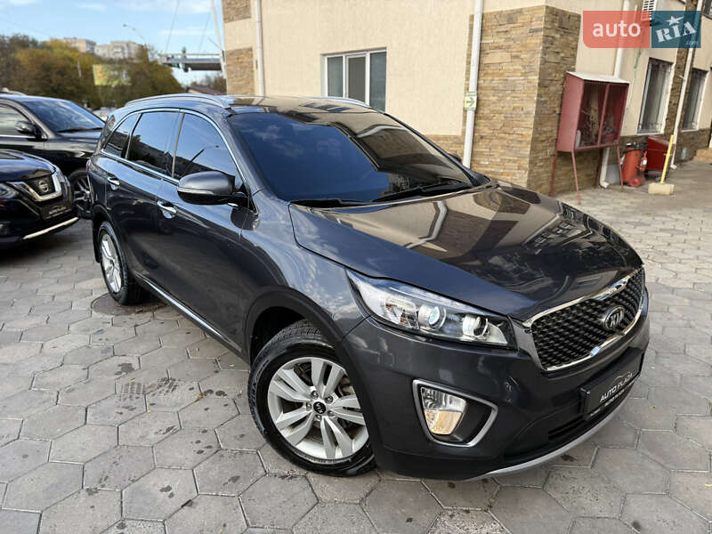 Внедорожник / Кроссовер Kia Sorento 2017 в Одессе