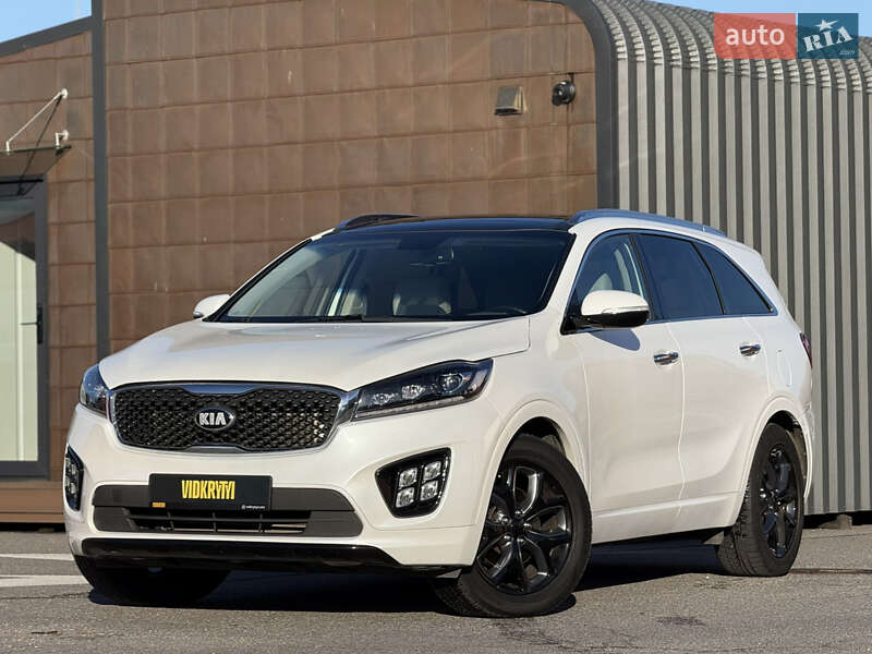 Внедорожник / Кроссовер Kia Sorento 2017 в Киеве