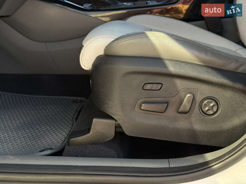 Внедорожник / Кроссовер Kia Sorento 2017 в Киеве