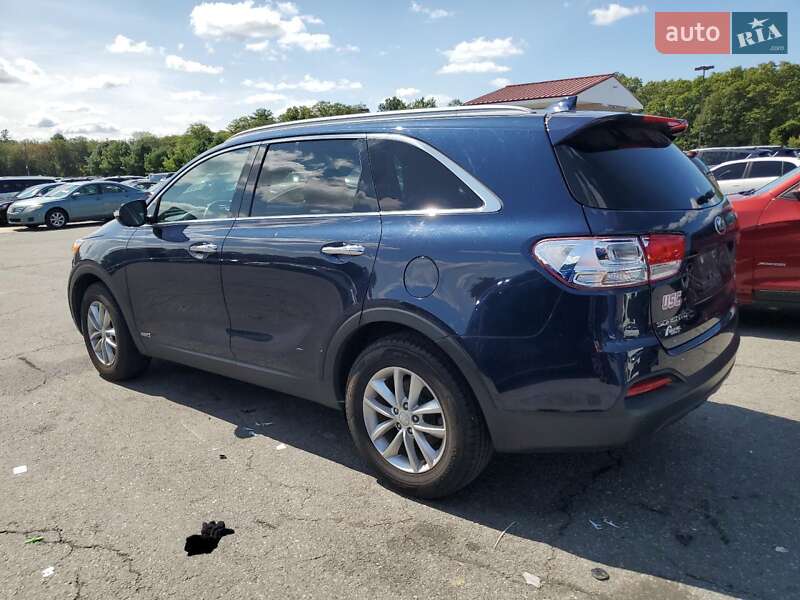 Внедорожник / Кроссовер Kia Sorento 2017 в Киеве