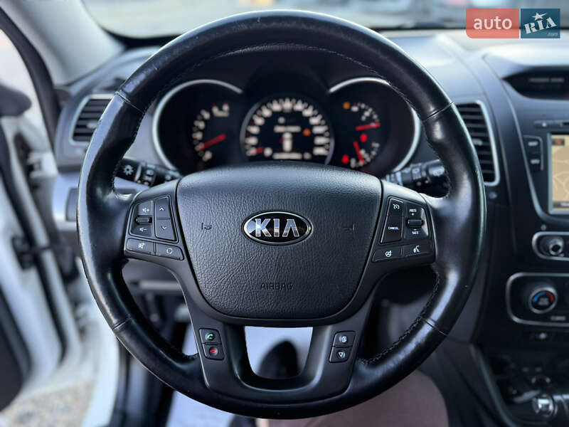 Внедорожник / Кроссовер Kia Sorento 2014 в Калуше
